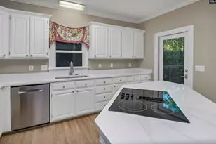 620 Bay Harbor Cir, Columbia, SC 29212 - Photo 15