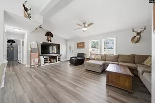 236 Drawdebil Ct, Gilbert, SC 29054 - Photo 5
