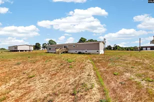 1062 Preference Rd, Saint Matthews, SC 29135 - Photo 3