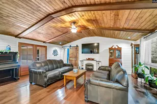 540 Little Creek Dr, Leesville, SC 29070 - Photo 5