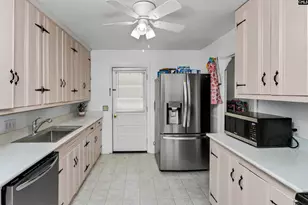 1841 Winsor Hills Dr, Columbia, SC 29204 - Photo 11