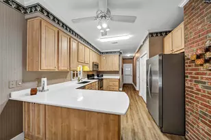 8 Southbury Ln, Columbia, SC 29209 - Photo 17