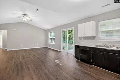 1884 Tamara Way, Spartanburg, SC 29301 - Photo 13