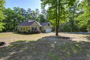 357 Edgewood Dr, Saint Matthews, SC 29135 - Photo 3