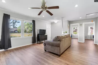 607 E Hampton, Olanta, SC 29114 - Photo 5