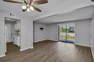 331 W Main St, Lexington, SC 29072 - Photo 9
