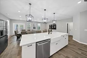 396 Harbour Pointe Dr, Columbia, SC 29229 - Photo 13