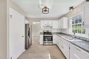 605 N Donar Dr, Columbia, SC 29229 - Photo 5