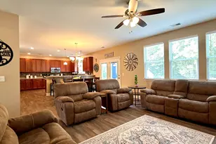 229 Creek Branch Dr, Lexington, SC 29072 - Photo 9