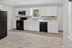 1411 Hemlock St, Cayce, SC 29033 - Photo 21