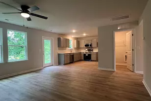 1021 Rockymount Rd, Columbia, SC 29203 - Photo 5