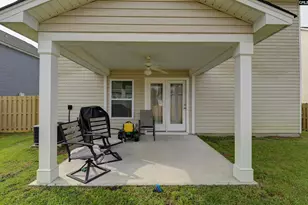 18 Manchurian Ct, Elgin, SC 29045 - Photo 3