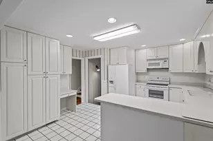 3300 Foxhall Rd, Columbia, SC 29204 - Photo 9