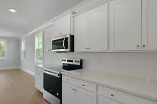 241 Livingston Woods Dr, Irmo, SC 29063 - Photo 9