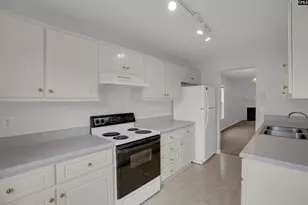 29 Hampton Oaks Pl, Columbia, SC 29212 - Photo 3