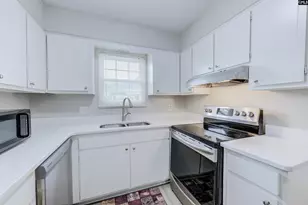 3600 Chateau Dr H-217, Columbia, SC 29204 - Photo 9