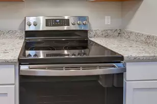 735 Lexington Ave, Cayce, SC 29033 - Photo 11