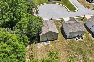 2447 Newberry Lndg Cir, Newberry, SC 29108 - Photo 5