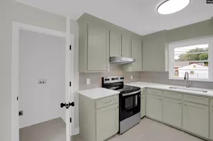 1462 Dahlia, Columbia, SC 29205 - Photo 11