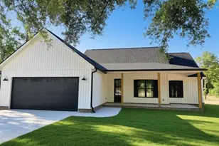 1415 Lawhorn Rd, Camden, SC 29020 - Photo 1