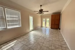 5834 Old Leesburg Rd, Hopkins, SC 29061 - Photo 9