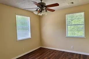 5834 Old Leesburg Rd, Hopkins, SC 29061 - Photo 11