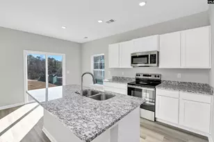 640 Forsyth Ln, Columbia, SC 29223 - Photo 9