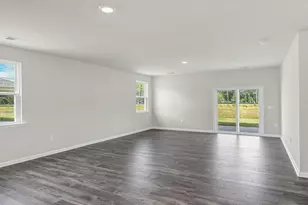 1040 Salient Ct, Lugoff, SC 29078 - Photo 5