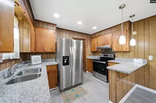 729 Shelton Ferry Rd, Whitmire, SC 29178 - Photo 3