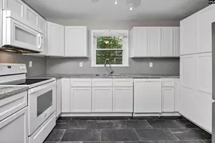 1709 D Ave, West Columbia, SC 29169 - Photo 9