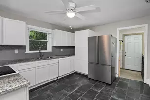 1709 D Ave, West Columbia, SC 29169 - Photo 7