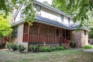 1826 Harrington St, Newberry, SC 29108 - Photo 1