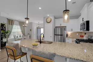 821 Peony Ln, Columbia, SC 29229 - Photo 7