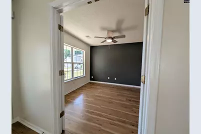 19 Fountain Lake Drive, Columbia, SC 29209 - Photo 7