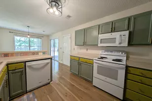 19 Fountain Lake Dr, Columbia, SC 29209 - Photo 21