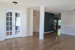 19 Fountain Lake Dr, Columbia, SC 29209 - Photo 5