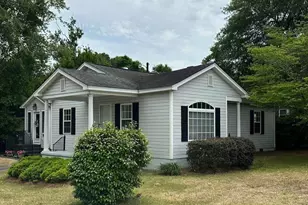 476 Brooks Ave, West Columbia, SC 29169 - Photo 1