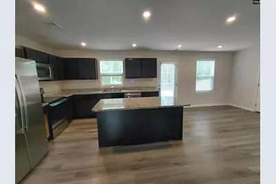 329 Saskatoon Drive, Hopkins, SC 29061 - Photo 5