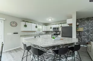 176 St Andrews Pl Road NW, Columbia, SC 29210 - Photo 3