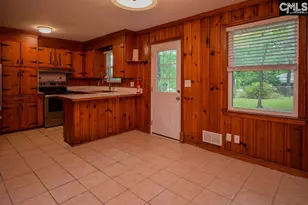 1001 Summerland Dr, Cayce, SC 29033 - Photo 7