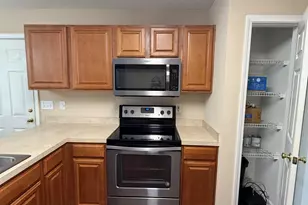 114 Hunters Mill Ln E, West Columbia, SC 29170 - Photo 9