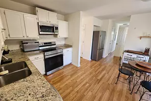 136 Charles Towne Ct, Columbia, SC 29209 - Photo 13