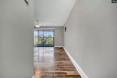 1825 Saint Julian Place 9B, Columbia, SC 29204 - Photo 5