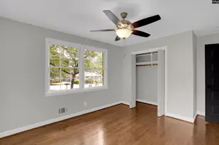 955 Laurie Ln, Columbia, SC 29205 - Photo 25