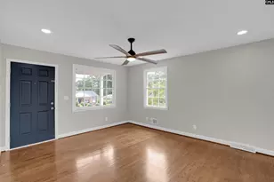 955 Laurie Ln, Columbia, SC 29205 - Photo 11