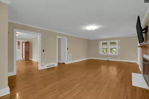 220 Nance St, Whitmire, SC 29178 - Photo 9