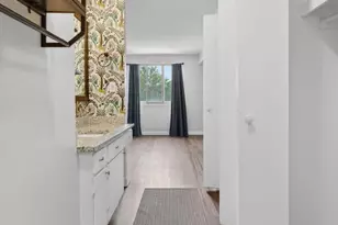 1825 Saint Julian Pl 5E, Columbia, SC 29204 - Photo 11
