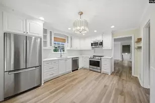 808 Kingsbridge Rd, Columbia, SC 29210 - Photo 7