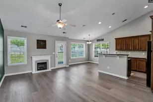 180 Rossmore Dr, Cayce, SC 29033 - Photo 3
