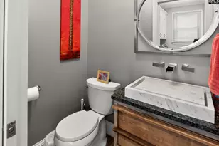 17 Oak Hollow Ct, Columbia, SC 29209 - Photo 11